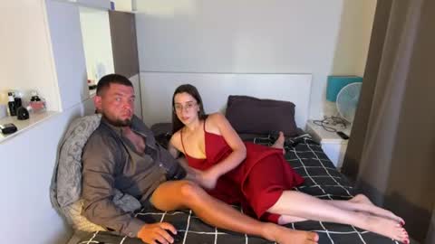 karl_and_klara online show from 4, 8, 2026