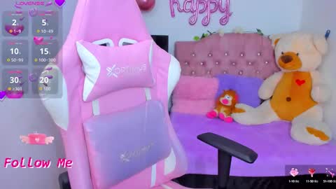 Snapshot of karla_cutee1 chatting on 12, 10, 2025 karla online show from 12, 10, 2025