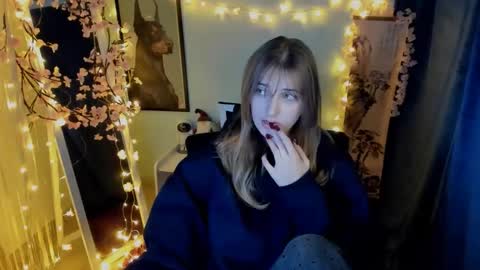 Snapshot of karla_flower chatting on 5, 2, 2026 Karla online show from 5, 2, 2026