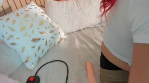 Snapshot of karla_gonzaless chatting on 19, 4, 2026 Karla Gonzaless online show from 19, 4, 2026