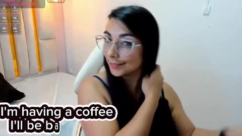 Snapshot of karla_hernandez chatting on 15, 1, 2025 Karla online show from 15, 1, 2025