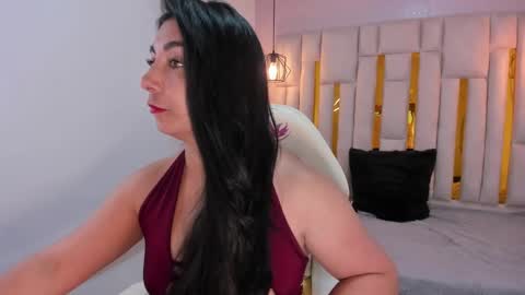 Snapshot of karla_hernandez chatting on 19, 2, 2025 Karla online show from 19, 2, 2025