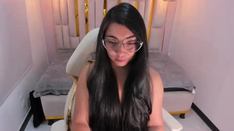 Snapshot of karla_hernandez chatting on 11, 3, 2025 Karla online show from 11, 3, 2025