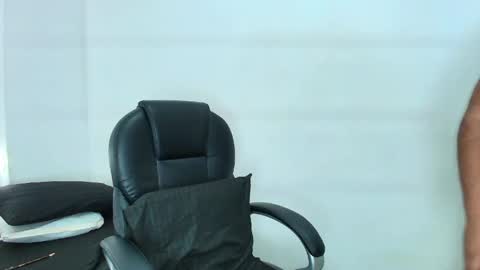 karla_hilton1 online show from 11, 4, 2026