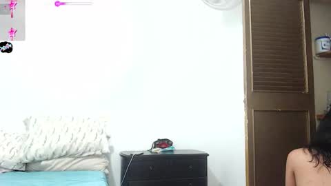 Snapshot of karla_kitten_ chatting on 8, 11, 2025 Miss Karla online show from 8, 11, 2025