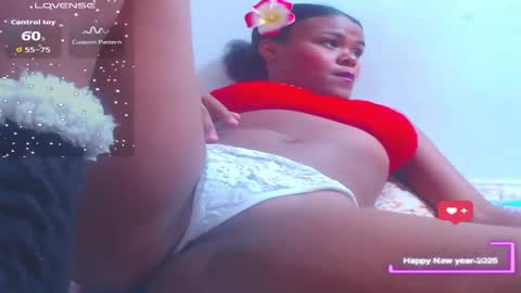 Snapshot of karla_latina_28 chatting on 3, 10, 2025 karla latina 28 online show from 3, 10, 2025