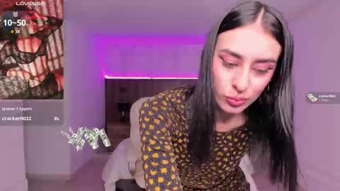 Karlaa  online show from 3, 12, 2025