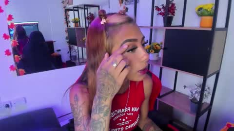 karlaslutskinny__ online show from 9, 1, 2026
