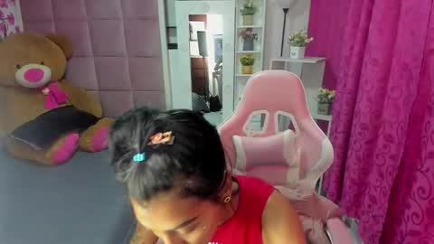 karlaslutskinny__ online show from 28, 2, 2026