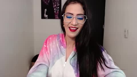 Snapshot of karlota_hank chatting on 20, 11, 2025 Karlis online show from 20, 11, 2025