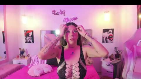 Snapshot of karly_moonn chatting on 10, 5, 2026 Karly Moonns online show from 10, 5, 2026