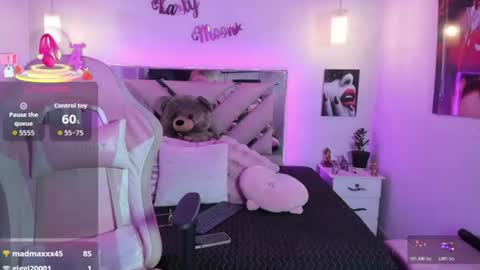 Karly Moonns online show from 26, 6, 2026