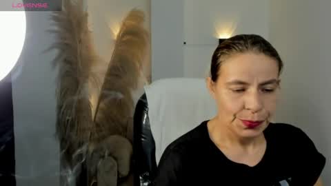 KARLYE online show from 15, 4, 2026