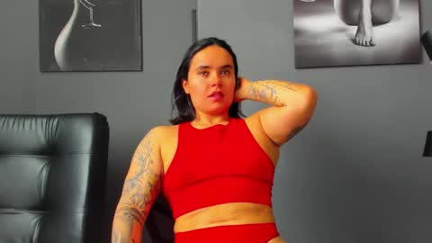 Snapshot of karlyjons_ chatting on 13, 11, 2025 online show from 13, 11, 2025