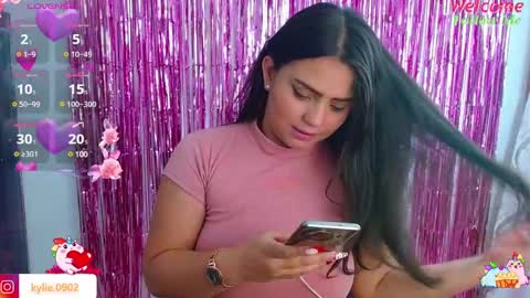 karol 09 online show from 8, 1, 2025