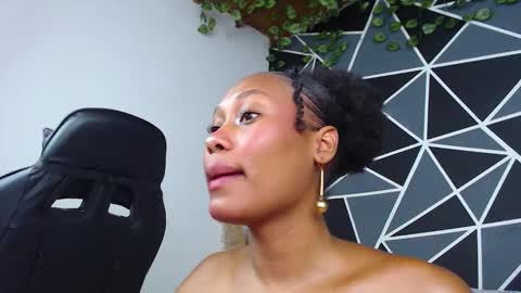 Snapshot of karol_the_warrior chatting on 10, 10, 2025 Karol online show from 10, 10, 2025