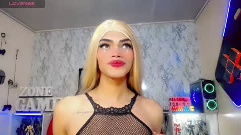 Snapshot of karol_vanessa__ chatting on 16, 6, 2026 karol Vanessa online show from 16, 6, 2026
