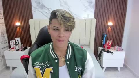 Karol and Luna online show from 28, 2, 2025