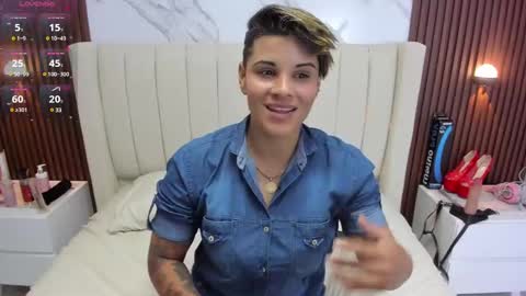 Karol and Luna online show from 4, 3, 2025