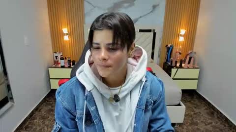 Karol and Luna online show from 28, 11, 2025