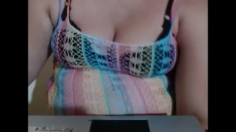 karolbb21 online show from 1, 2, 2026