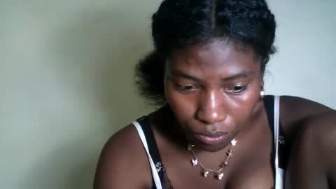 Snapshot of karoliee chatting on 18, 4, 2026 karoliee online show from 18, 4, 2026