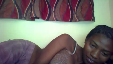Snapshot of karoliee chatting on 11, 5, 2026 karoliee online show from 11, 5, 2026