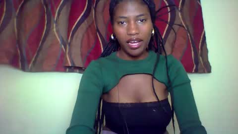 Snapshot of karoliee chatting on 21, 5, 2026 karoliee online show from 21, 5, 2026