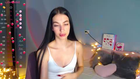 Snapshot of karolina_hottie_ chatting on 6, 10, 2025 Kira online show from 6, 10, 2025