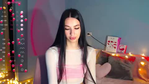 Snapshot of karolina_hottie_ chatting on 18, 10, 2025 Kira online show from 18, 10, 2025