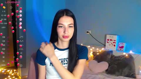 Snapshot of karolina_hottie_ chatting on 20, 10, 2025 Kira online show from 20, 10, 2025