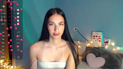 Snapshot of karolina_hottie_ chatting on 3, 2, 2026 Kira online show from 3, 2, 2026