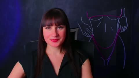 Caroline online show from 19, 12, 2024