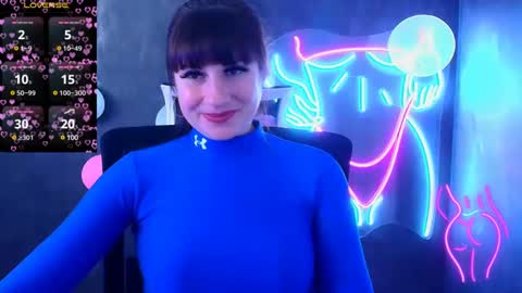 Caroline online show from 11, 3, 2025