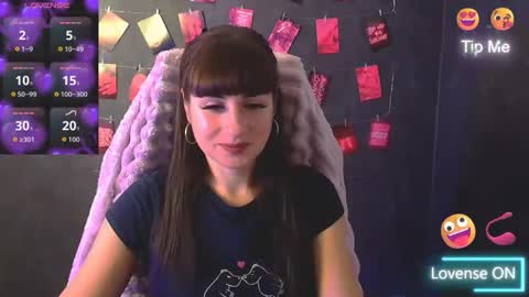 Caroline online show from 16, 10, 2025