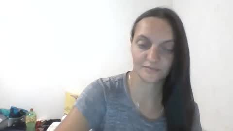 karolinacel online show from 17, 9, 2025