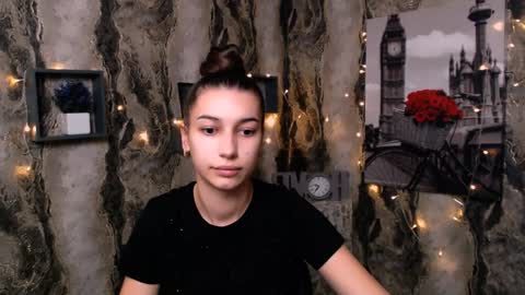 Karolina online show from 22, 12, 2024