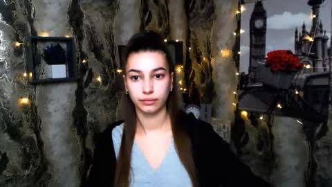 Karolina online show from 18, 2, 2025