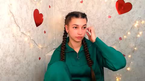 Karolina online show from 24, 2, 2025