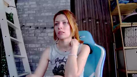 Snapshot of karoline121 chatting on 18, 2, 2025 karoline121 online show from 18, 2, 2025