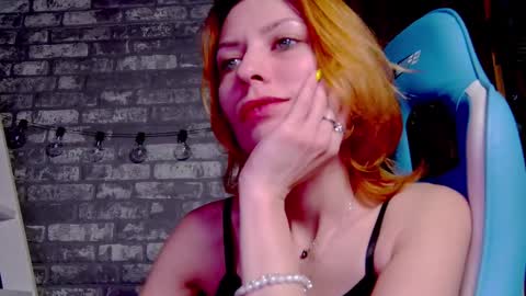 Snapshot of karoline121 chatting on 20, 2, 2025 karoline121 online show from 20, 2, 2025