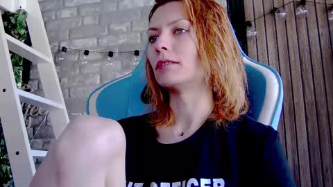 Snapshot of karoline121 chatting on 23, 2, 2025 karoline121 online show from 23, 2, 2025