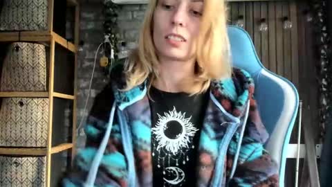 Snapshot of karoline121 chatting on 27, 9, 2025 karoline121 online show from 27, 9, 2025