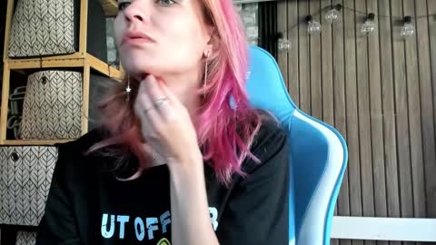 Snapshot of karoline121 chatting on 22, 10, 2025 karoline121 online show from 22, 10, 2025