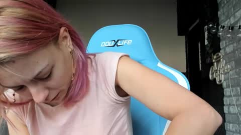 Snapshot of karoline121 chatting on 26, 10, 2025 karoline121 online show from 26, 10, 2025