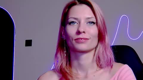 Snapshot of karoline121 chatting on 29, 10, 2025 karoline121 online show from 29, 10, 2025