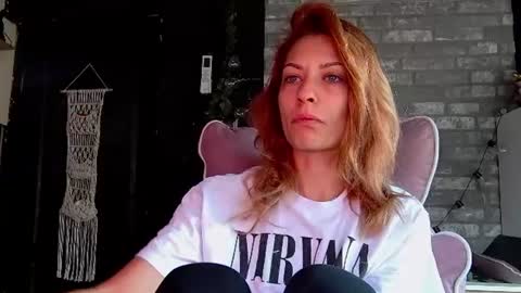 karoline121 online show from 14, 7, 2026