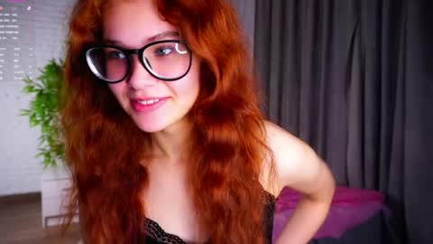 Snapshot of karolinerush chatting on 16, 5, 2026 lina online show from 16, 5, 2026