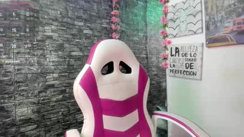 KAROLL online show from 25, 10, 2025