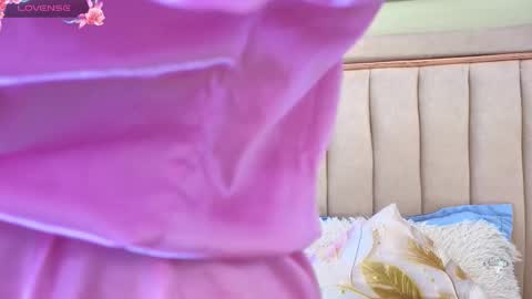 karoly online show from 5, 12, 2025